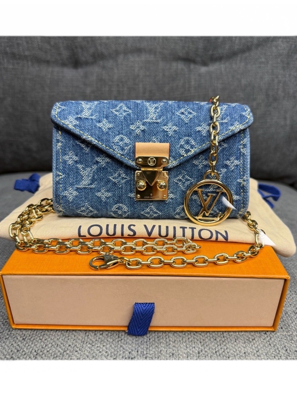 Louis Vuitton Metis denim pouch belt bag